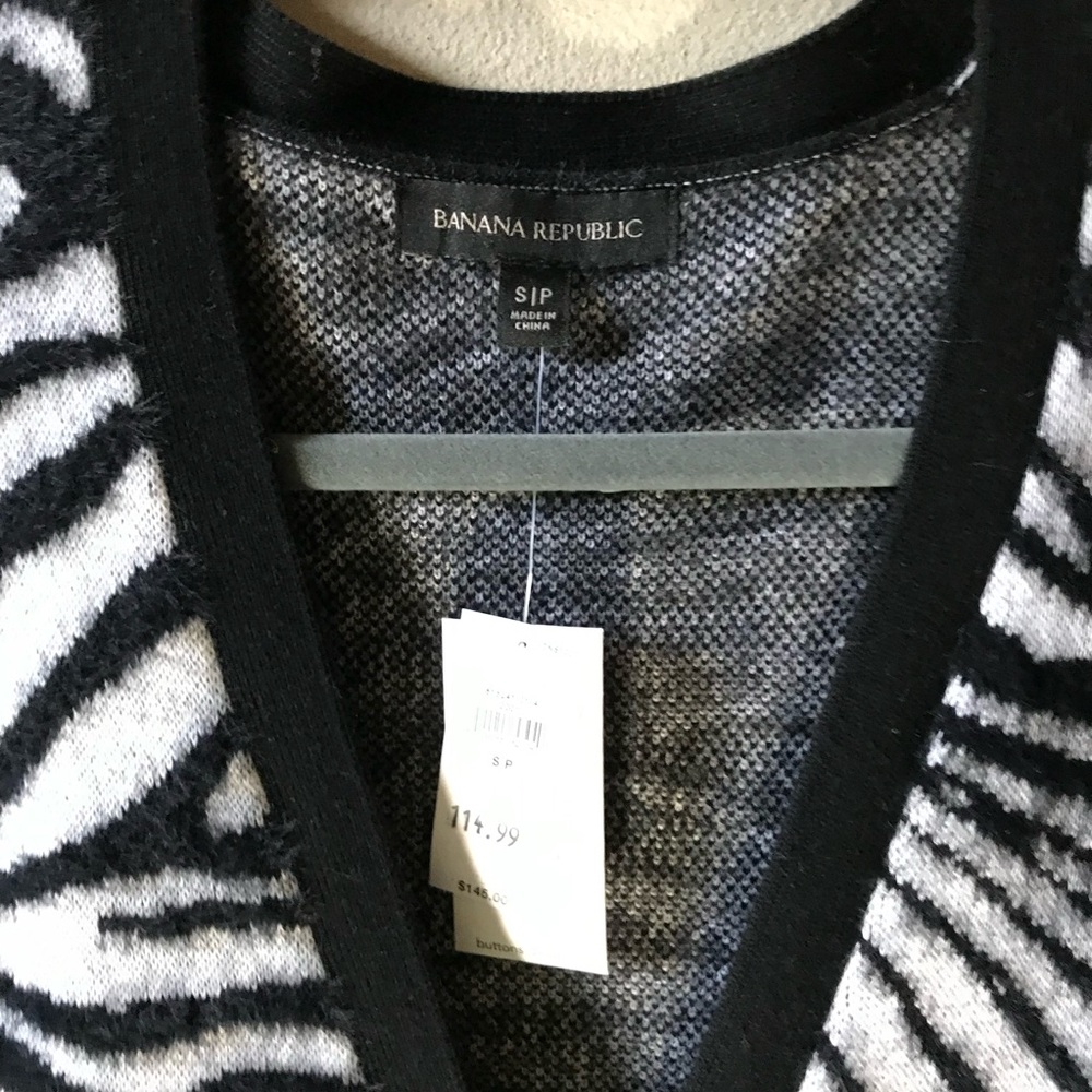 NWT Banana Republic Fuzzy Zebra Print Cardigan Sweater - Picture 4 of 4